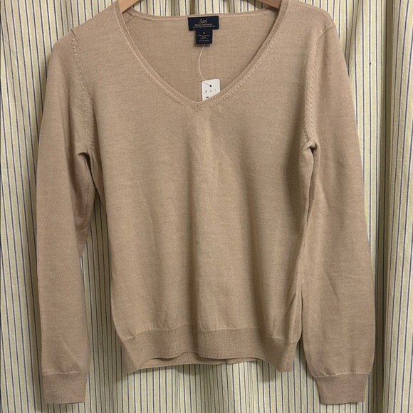 Brooks Brothers Light Tan V-Neck Sweater - Picture 1 of 10